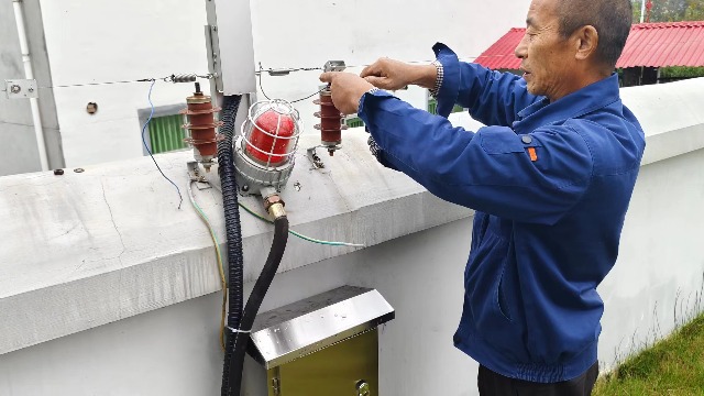 江西LNG燃气液化气气化站豪景周界防爆电子围栏
